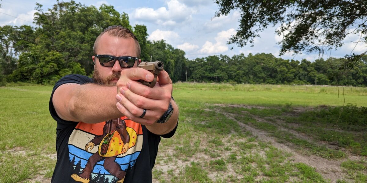 Shooting the Beretta Tomcat